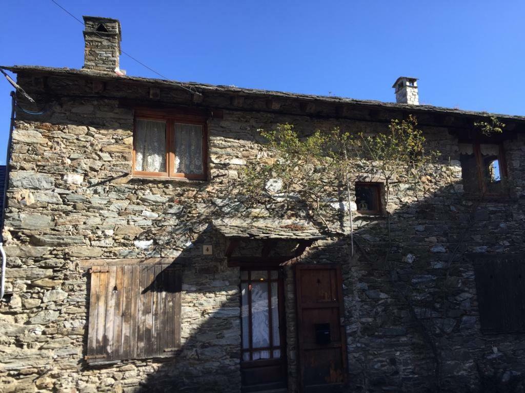 فيلا Casa De La Font De Dalt كيرالبس المظهر الخارجي الصورة